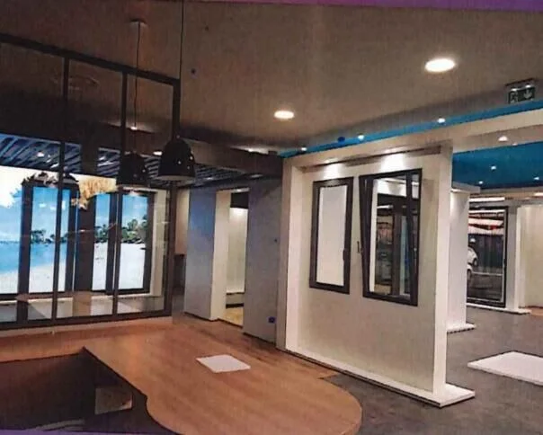 Shop fit-out with partition walls, glazing and spotlights, from the company’s wedo.lu showcase