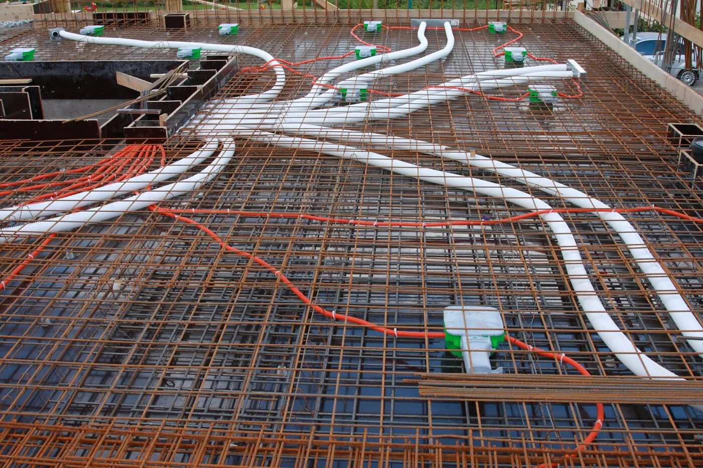 Underfloor heating loops laid on the ground floor of a house in Gonderange