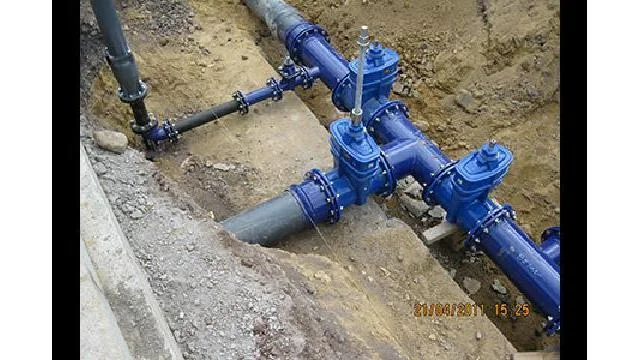 Valve assembly on a buried water main