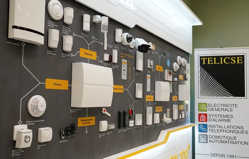 展示 of electrical, security and automation equipment.
